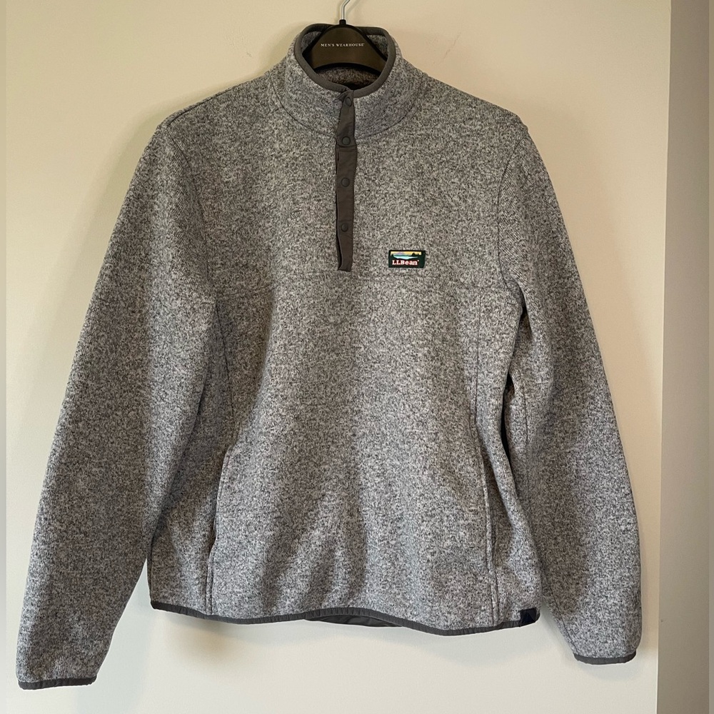 L.L. Bean Sweater - Picture 1 of 4